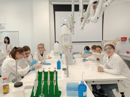 b_1024_768_0_00_images_2023_2024_Swiniuch_Klasy5CNL_410626180_820444593216824_1796852691800092722_n